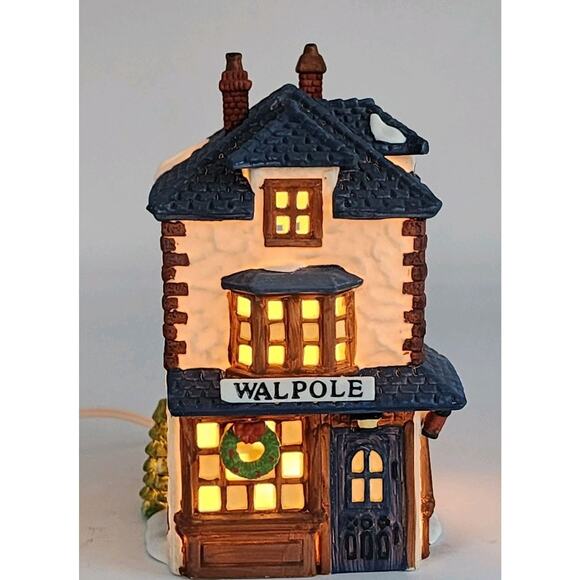 Dept 56 Walpole Tailors Heritage Village Collection Dickens Series 1988 In Box - Picture 1 of 16